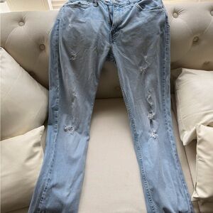 Levi’s Light Blue Distressed Jeans